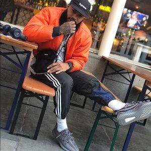 Meet your Posher, Thomas